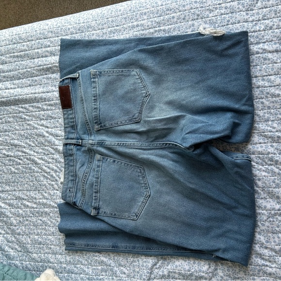 Hollister Light Blue Denim Jeans - Picture 4 of 5